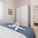Miki *